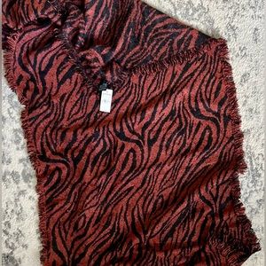 NWT Express blanket scarf